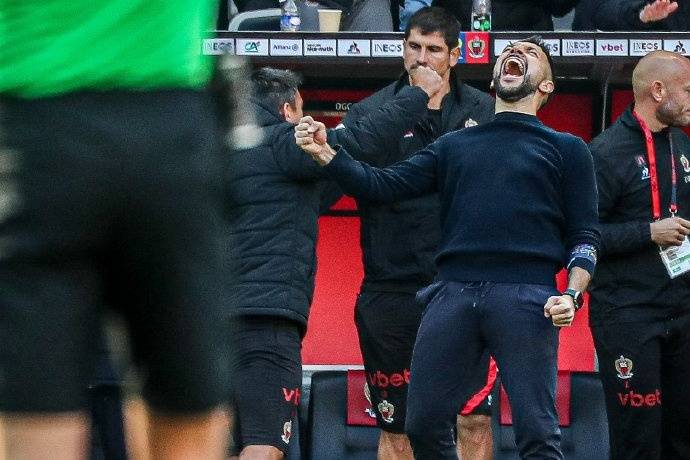 包含尼斯客场战胜对手,法甲榜位置保持稳定的词条 包含尼斯客场战胜对手,法甲榜位置保持稳定的词条