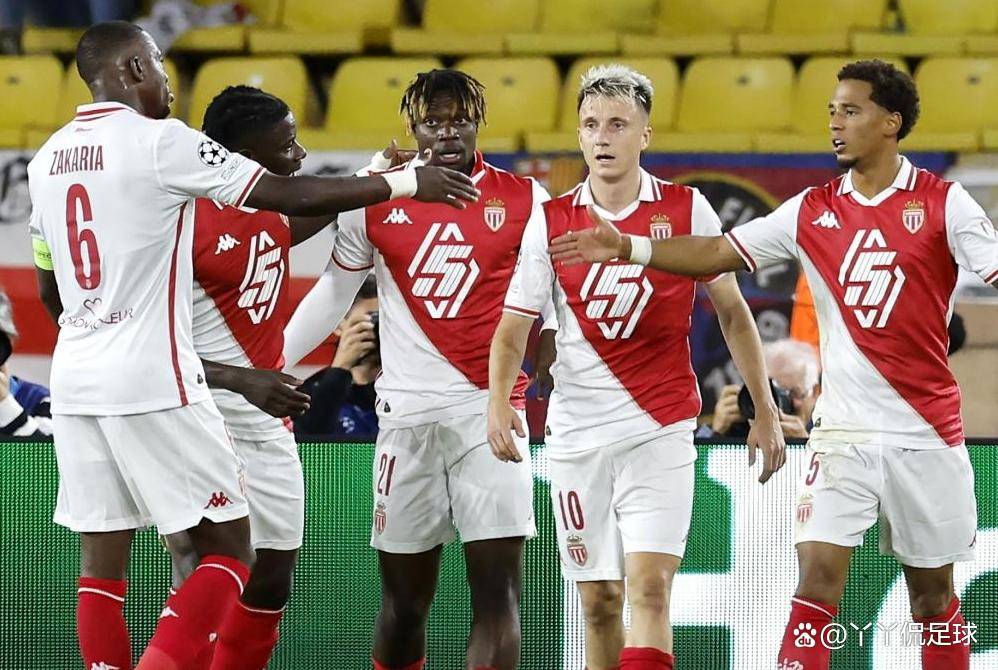 关于摩纳哥中场助攻梅开二度，全队精神状态高昂的信息