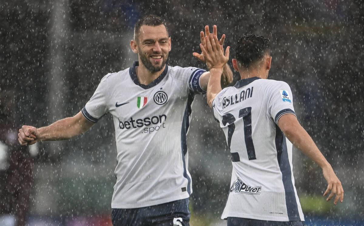 国际米兰团结一致,获得胜利!的简单介绍 国际米兰团结一致,获得胜利!的简单介绍