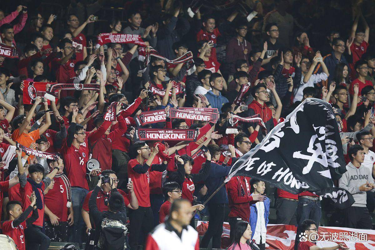 曼联客场告捷,继续保持不败记录 曼联客场告捷,继续保持不败记录