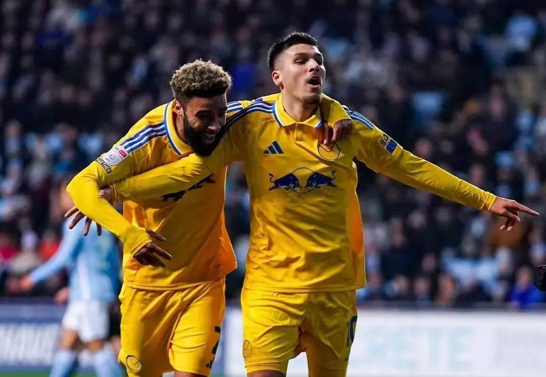 利兹联主场失利,前进冠军榜前景蒙上一层阴影 利兹联主场失利,前进冠军榜前景蒙上一层阴影