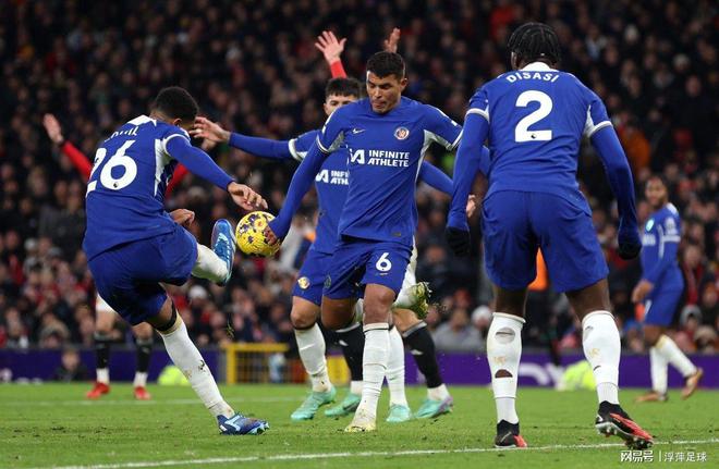 瓦伦西亚客场逆转切尔西,取得突出胜利 瓦伦西亚客场逆转切尔西,取得突出胜利