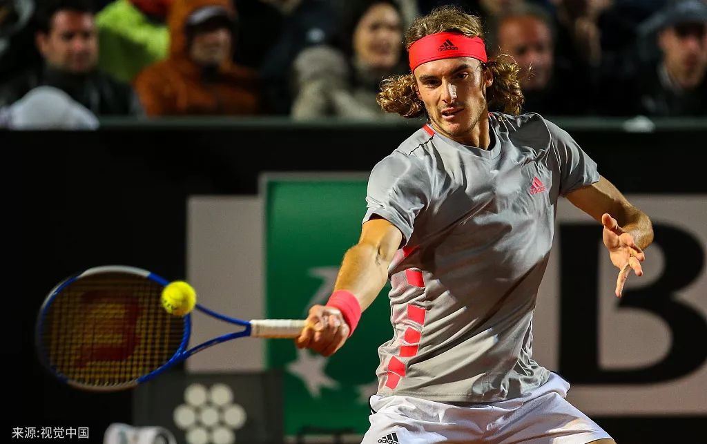 罗马2-1胜利斩下决胜球,晋级四强! 罗马2-1胜利斩下决胜球,晋级四强!