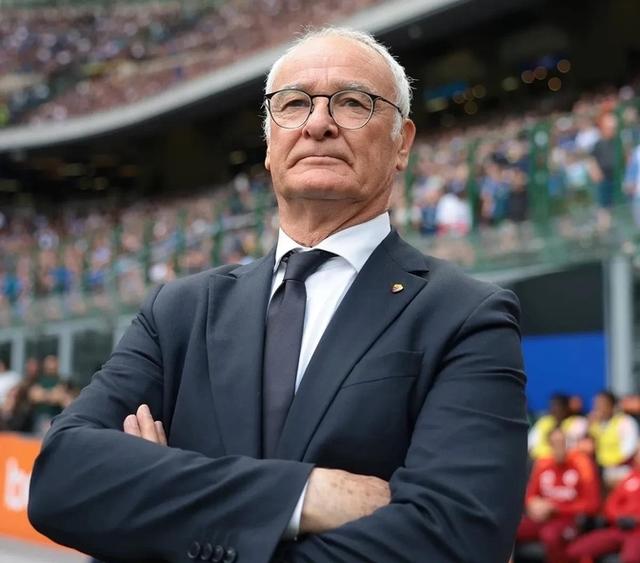 罗马后防稳固,继续保持不败战绩 罗马后防稳固,继续保持不败战绩