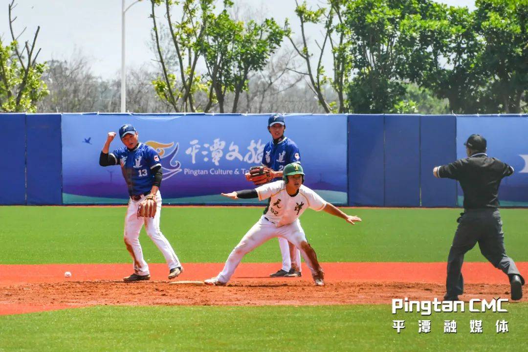 福建队展现团队力量,力克对手! 福建队展现团队力量,力克对手!