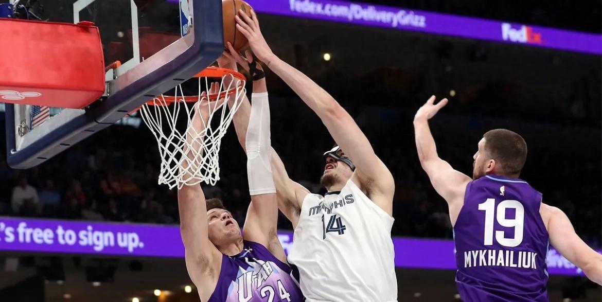 开拓者主场战胜灰熊,积极追赶前排 开拓者主场战胜灰熊,积极追赶前排