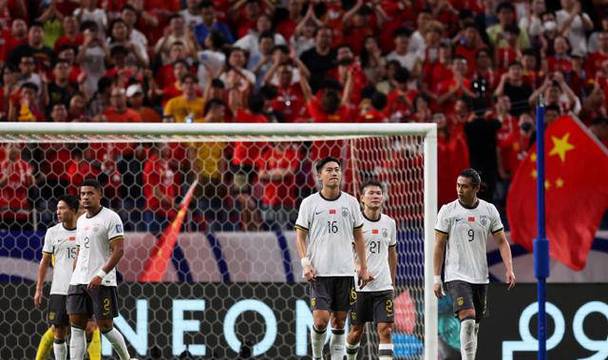 足球赛事中备受瞩目的对决再现! 足球赛事中备受瞩目的对决再现!