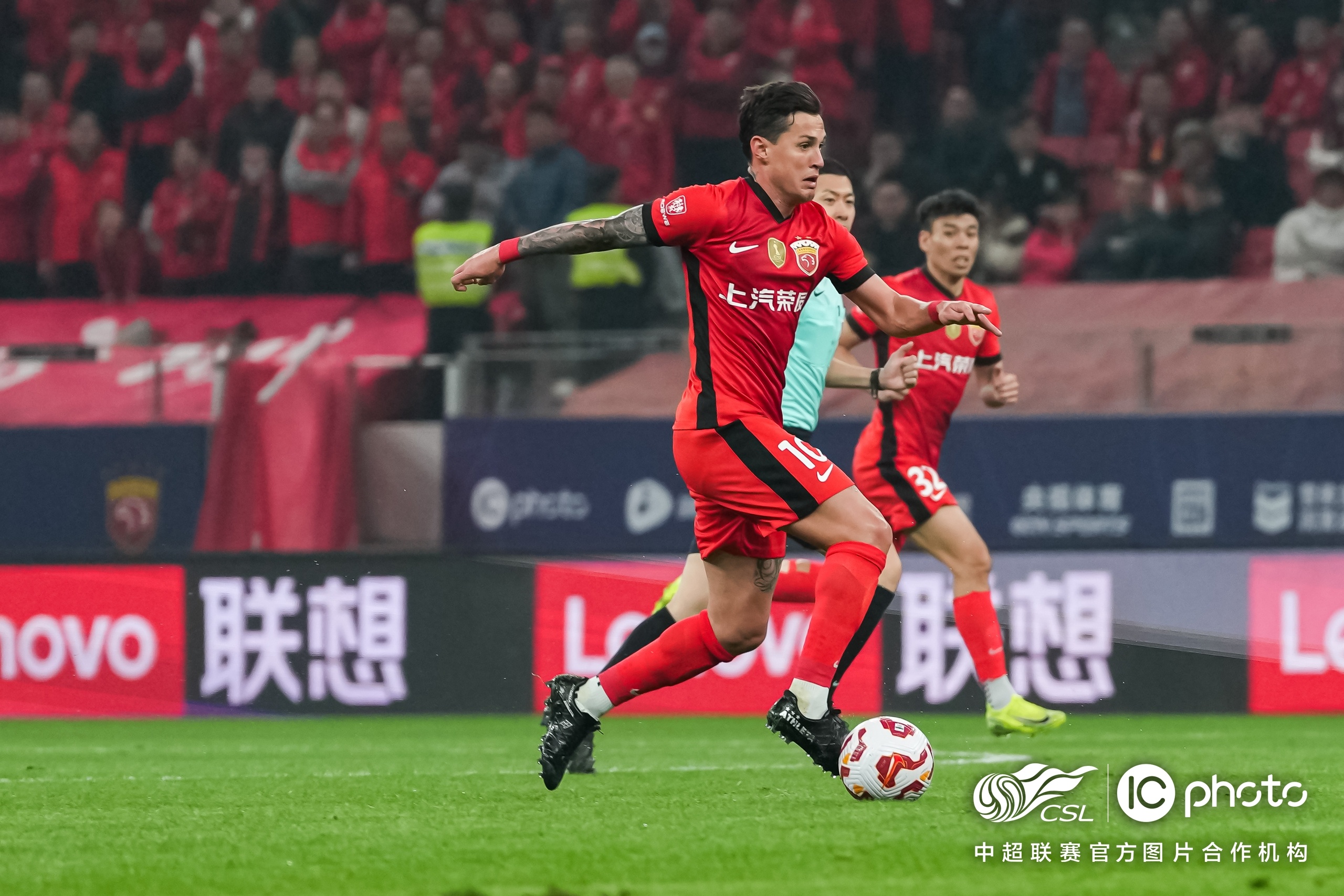 哈尔滨毅腾主场击败武汉卓尔,取得胜利 哈尔滨毅腾主场击败武汉卓尔,取得胜利