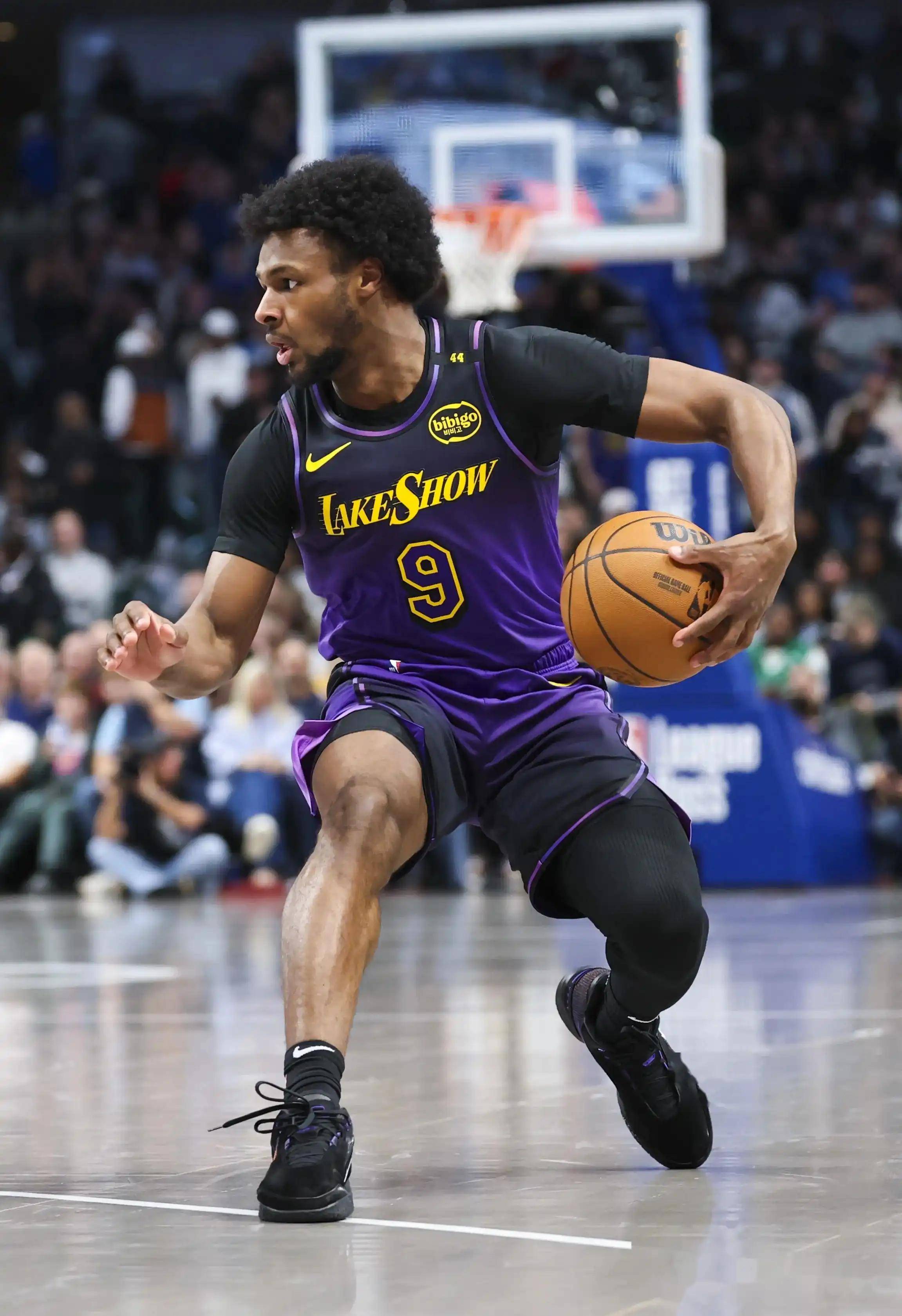 雄鹿王者之师,击败湖人收获背靠背胜利 雄鹿王者之师,击败湖人收获背靠背胜利