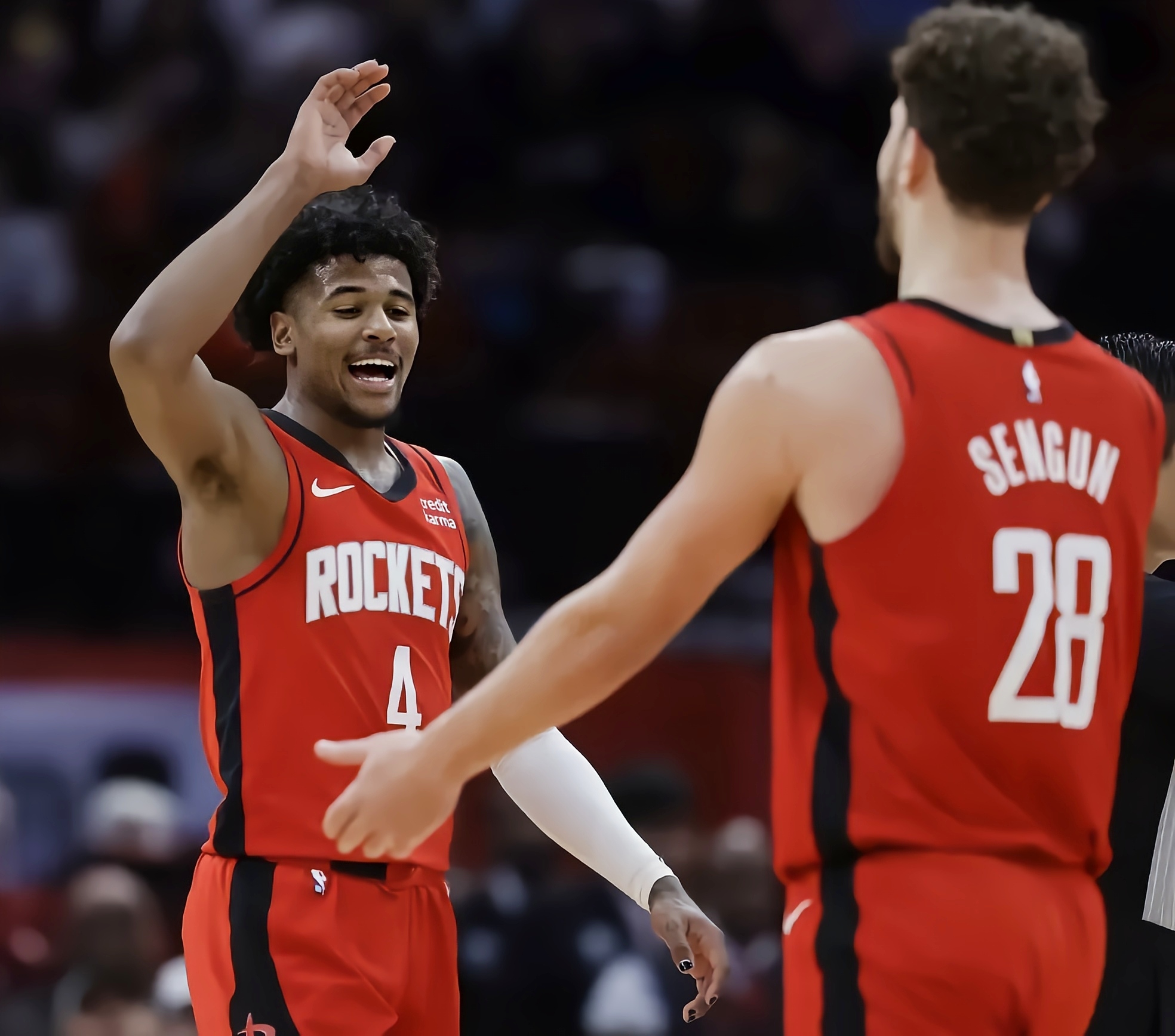 火箭战胜灰熊,终结两连败 火箭战胜灰熊,终结两连败