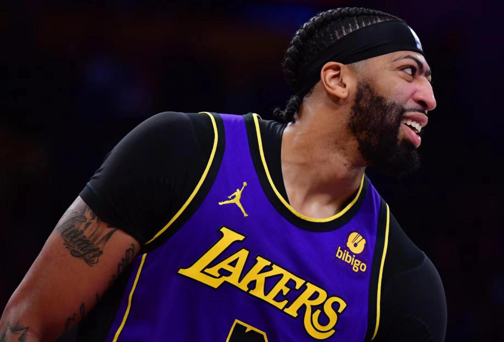 关于威廉姆斯绝杀红牛二队，拉塞尔点燃赛场的信息